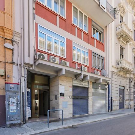 184 Apartment - Urban Convenience Near The Station Bari Exterior photo