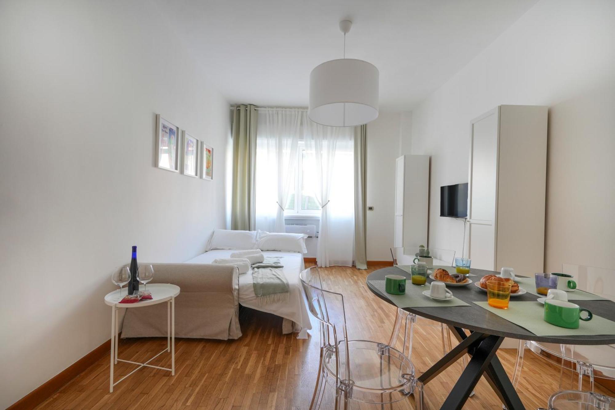 184 Apartment - Urban Convenience Near The Station Bari Exterior photo